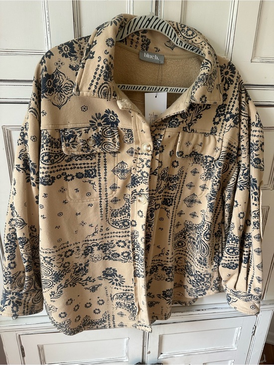 blue b Tops - Blue B Beige and Black Bandana Print Button-Up Jacket